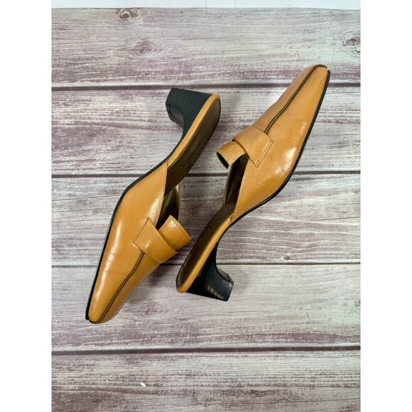 Bisou Bisou Tan Leather Size 7 Closed Toe Mules Curved High Heel Slip-On Shoes - Picture 3 of 16
